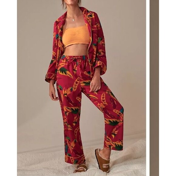 Farm Rio x Anthropologie Feathers Magenta Long Sleeve Pajama Set - Women's Small - Picture 1 of 6